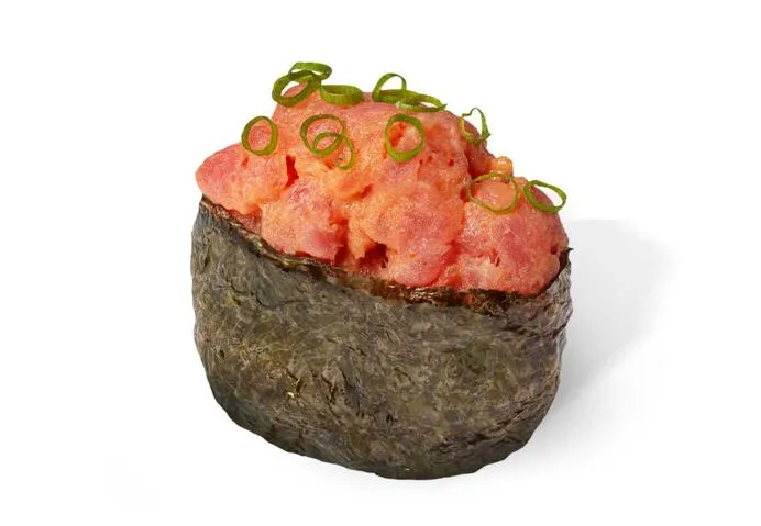 Гункан с тунцом